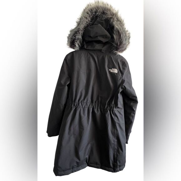 The North Face Women’s Parka Black - Picture 3 of 16
